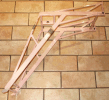 Straightened flipper struts