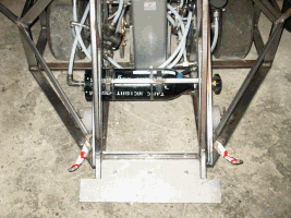 Gas bottle in place across the Hog's front